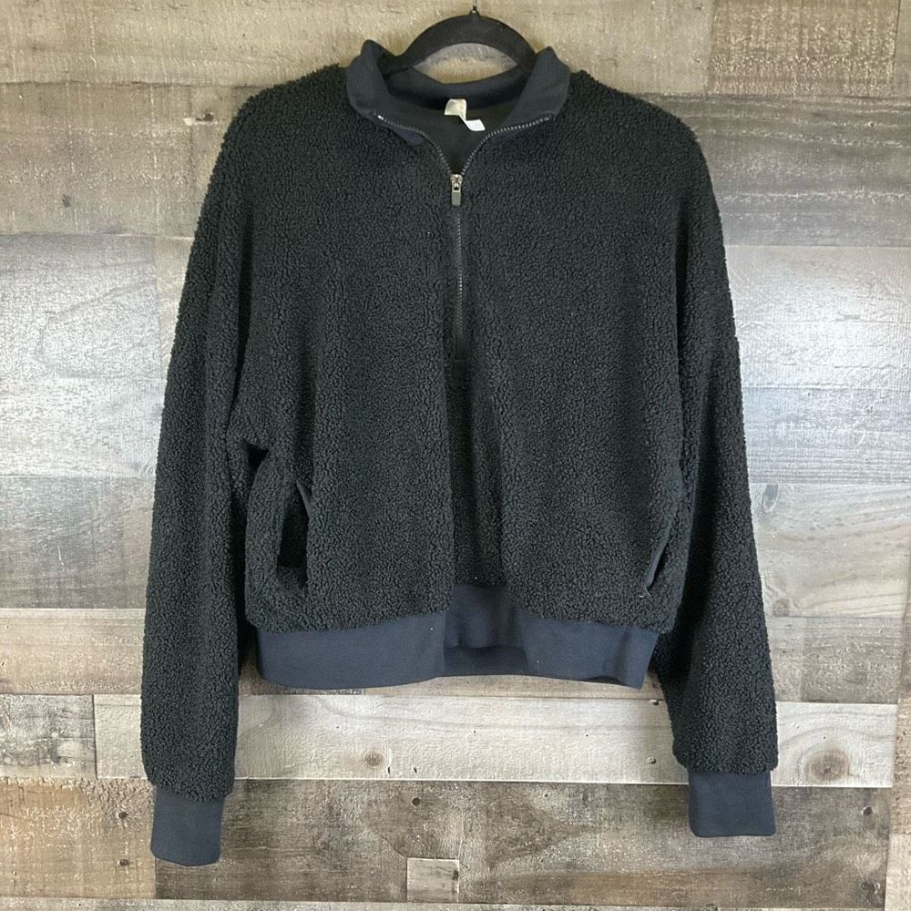 Fabletics Women’s Size Medium Dream Polar Half Zip Pullover Sweater Black Fleece